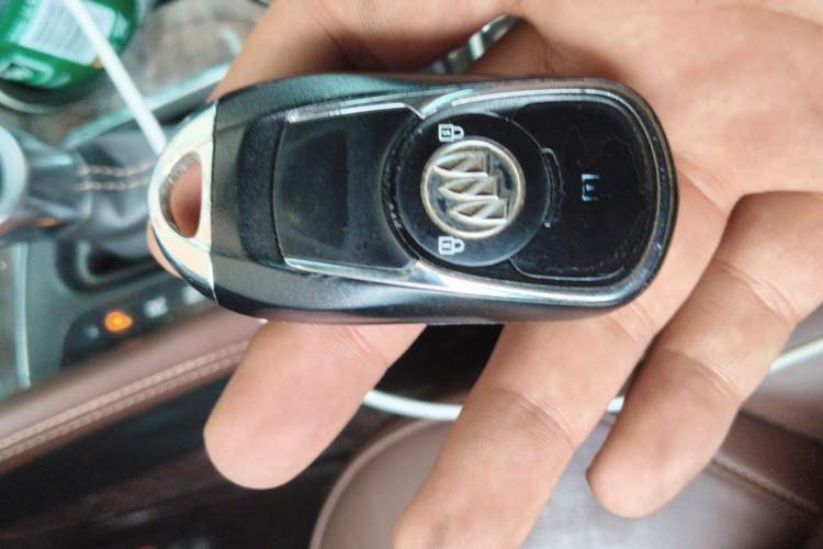 Used Buick Envision 2015 20T Two-Wheel-Drive Elite Model Vehicle Key
