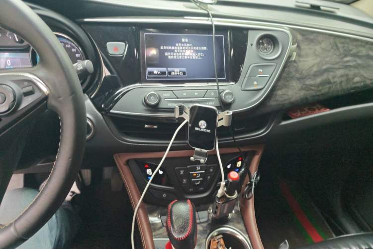 Used Buick Envision 2015 20T Two-Wheel-Drive Elite Model Audio And AC Panel