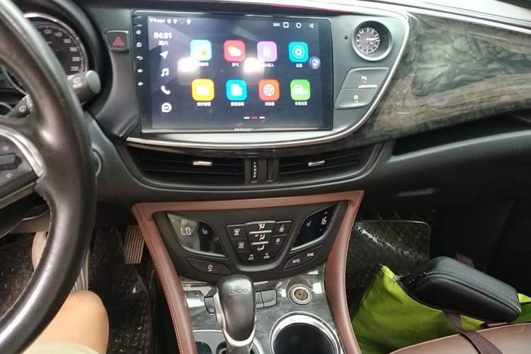 Used Buick Envision 2015 20T Two-Wheel-Drive Elite Model Audio And AC Panel