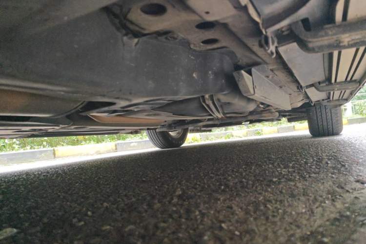 Used Buick Envision 2015 20T Two-Wheel-Drive Elite Model Chassis Rear Right