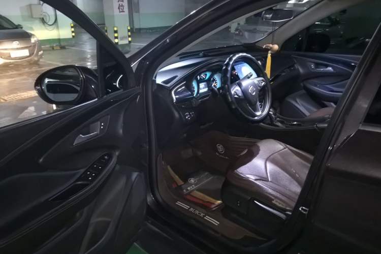 Used Buick Envision 2015 20T Two-Wheel-Drive Leading Model Driver Seat
