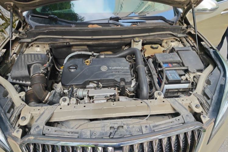 Used Buick Envision 2015 20T Two-Wheel-Drive Elite Model Engine Bay