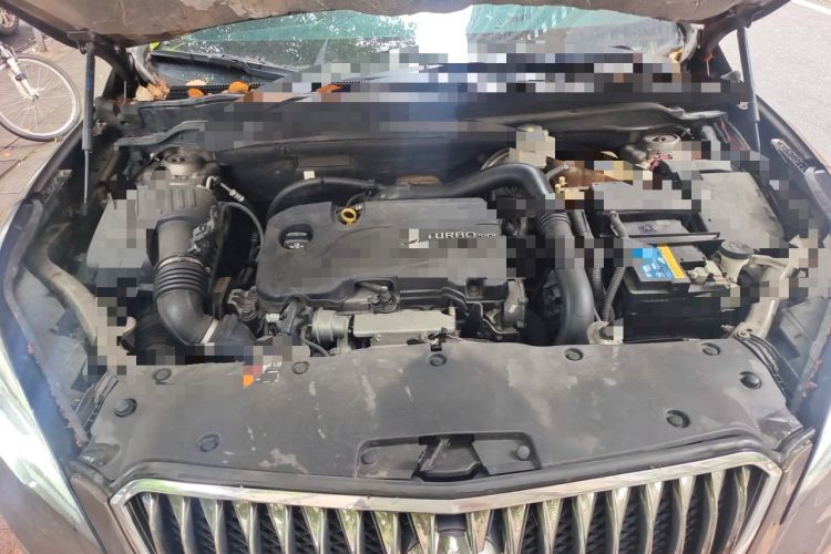 Used Buick Envision 2015 20T Two-Wheel-Drive Elite Model Engine Bay