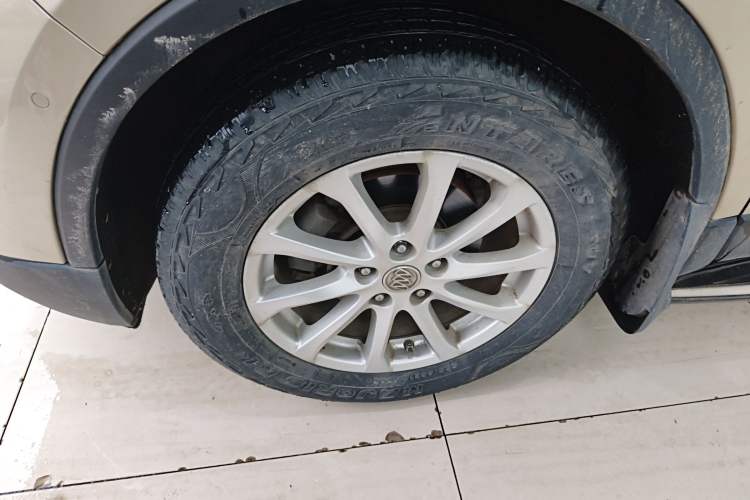 Used Buick Envision 2015 20T Four-Wheel Drive Luxury Model Exterior 4