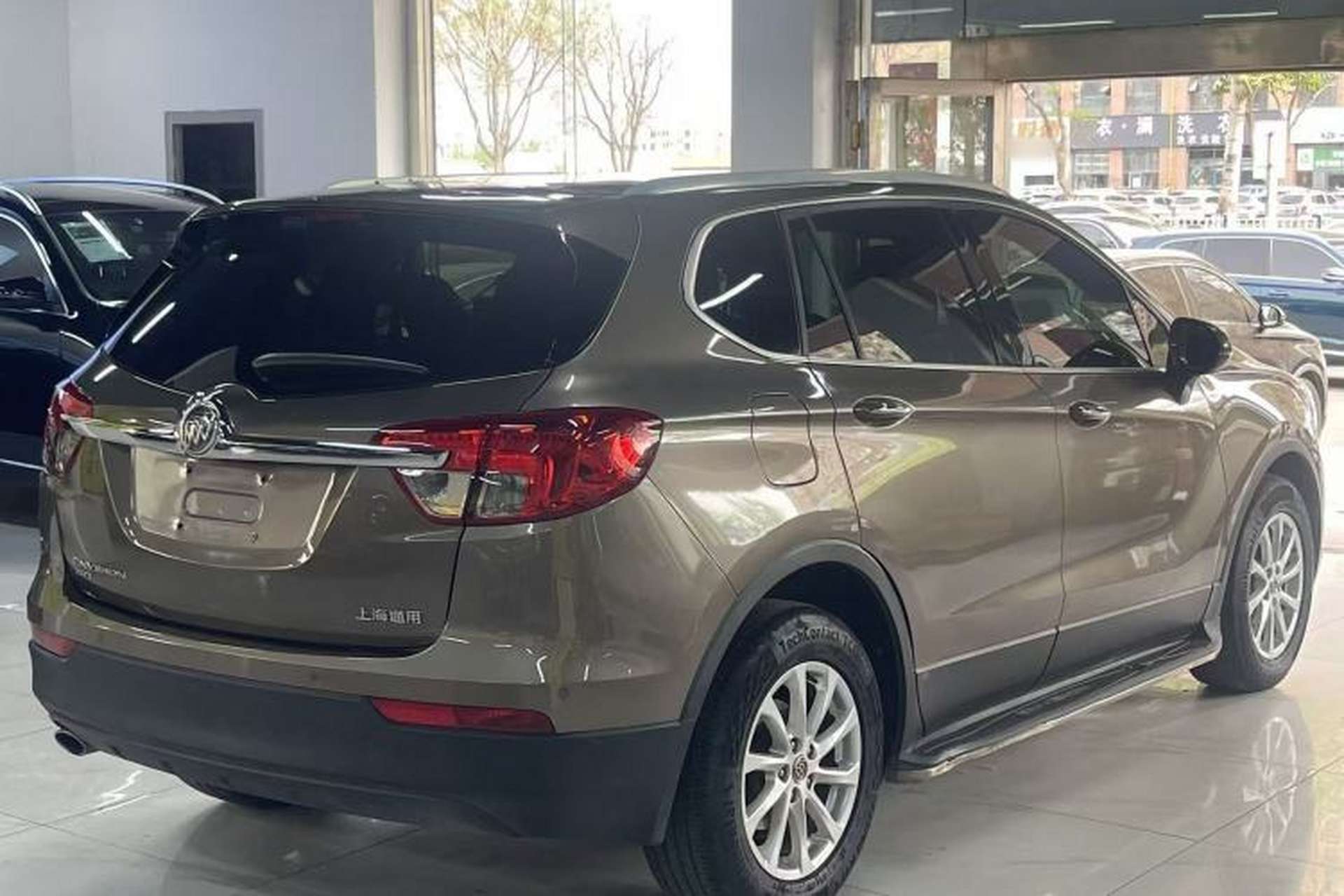 Used Buick Envision 2015 20T Two-Wheel-Drive Elite Model Exterior 5