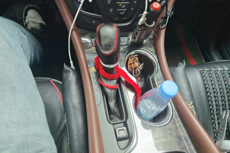 Used Buick Envision 2015 20T Two-Wheel-Drive Elite Model Gear Lever