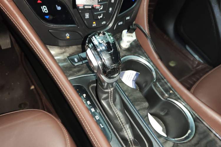Used Buick Envision 2015 20T Two-Wheel-Drive Elite Model Gear Lever
