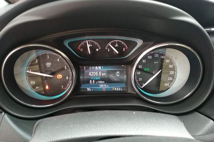 Used Buick Envision 2015 20T Two-Wheel-Drive Elite Model Instrument Cluster