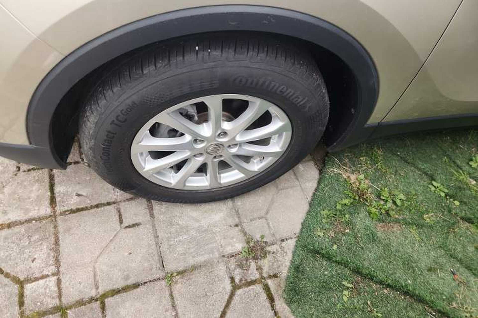 Used Buick Envision 2015 20T Two-Wheel-Drive Leading Model Left Front Wheel Hub