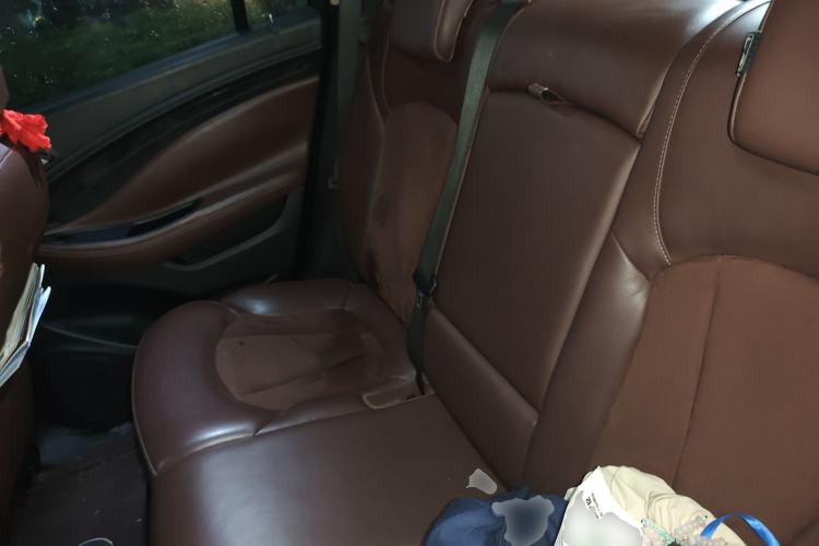 Used Buick Envision 2015 20T Two-Wheel-Drive Elite Model Left Rear Seat