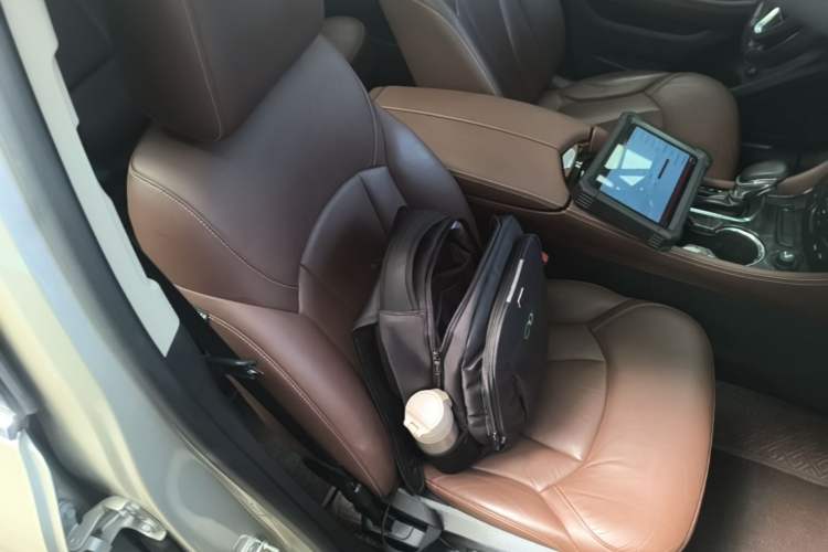 Used Buick Envision 2015 20T Four-Wheel Drive Luxury Model Right Front Seat