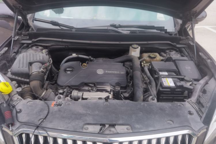 Used Buick Envision 2015 20T Two-Wheel-Drive Elite Model Engine Bay