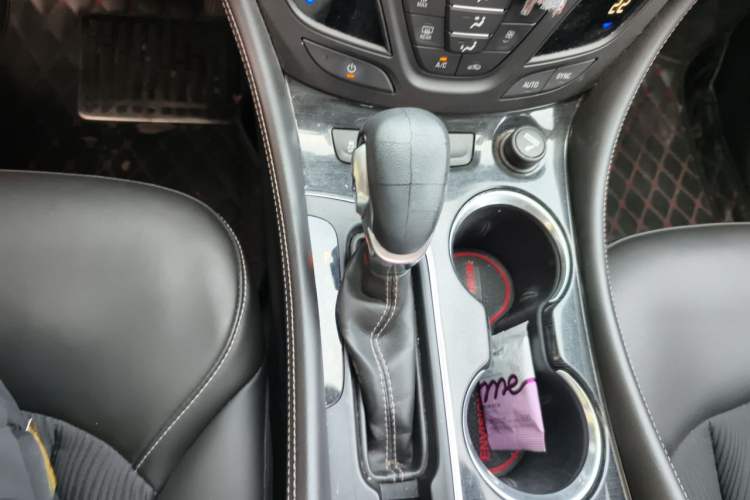 Used Buick Envision 2015 20T Two-Wheel-Drive Leading Model Gear Lever