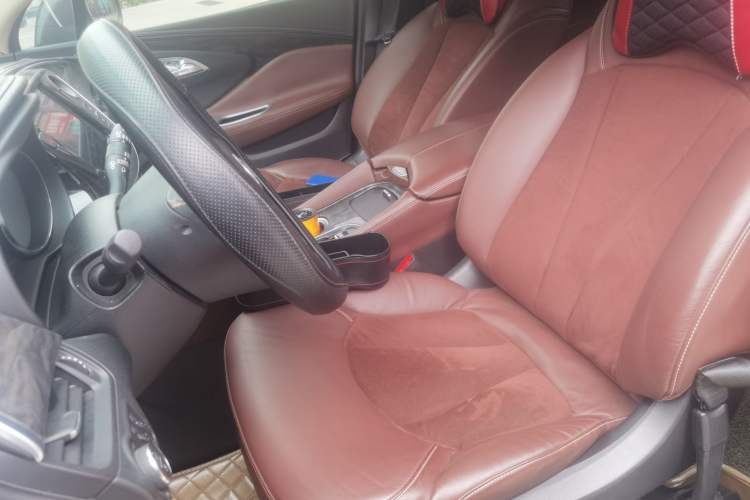 Used Buick Envision 2015 20T Two-Wheel-Drive Elite Model Left Front Seat