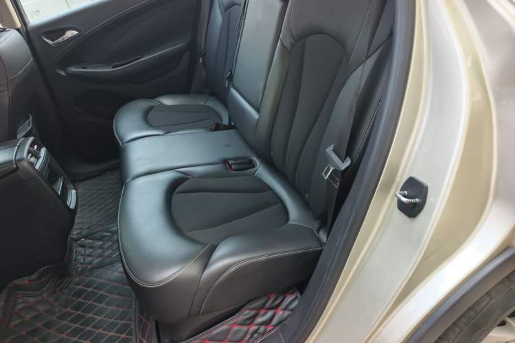 Used Buick Envision 2015 20T Two-Wheel-Drive Leading Model Left Rear Seat