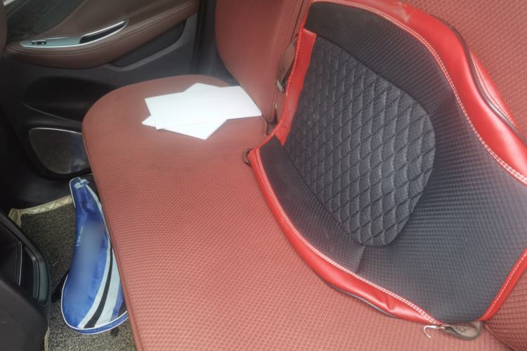 Used Buick Envision 2015 20T Two-Wheel-Drive Elite Model Left Rear Seat