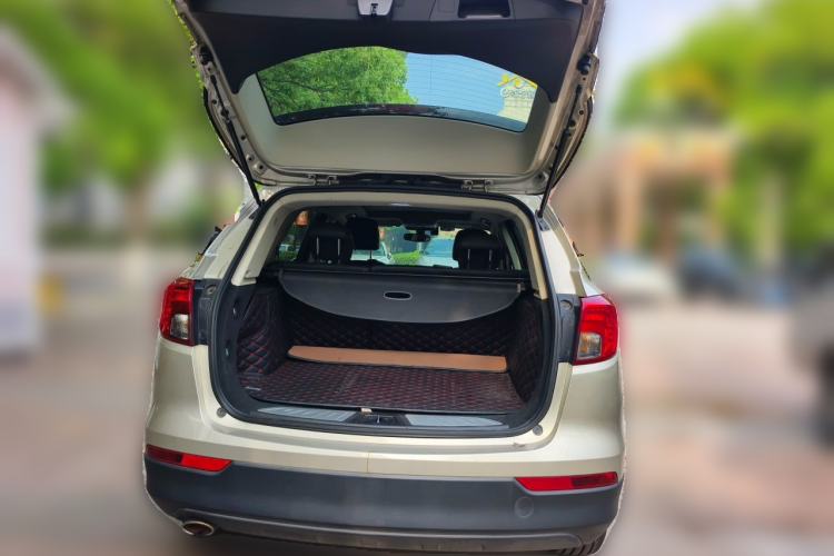 Used Buick Envision 2015 20T Two-Wheel-Drive Leading Model Trunk