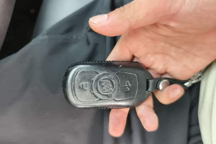 Used Buick Envision 2015 20T Two-Wheel-Drive Leading Model Vehicle Key