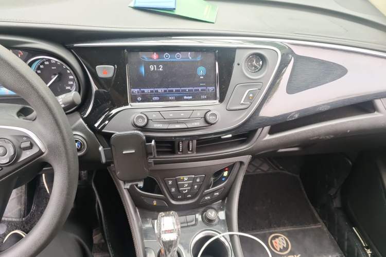 Used Buick Envision 2015 20T Two-Wheel-Drive Elite Model Audio And AC Panel