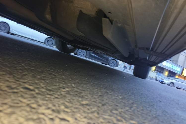 Used Buick Envision 2015 20T Two-Wheel-Drive Elite Model Chassis Front Left
