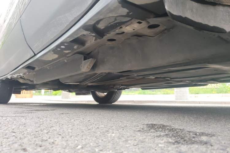 Used Buick Envision 2015 20T Two-Wheel-Drive Elite Model Chassis Rear Left