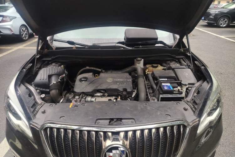 Used Buick Envision 2015 20T Two-Wheel-Drive Elite Model Engine Bay
