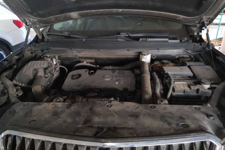 Used Buick Envision 2015 20T Two-Wheel-Drive Elite Model Engine Bay
