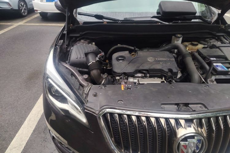 Used Buick Envision 2015 20T Two-Wheel-Drive Elite Model Engine Bay Right