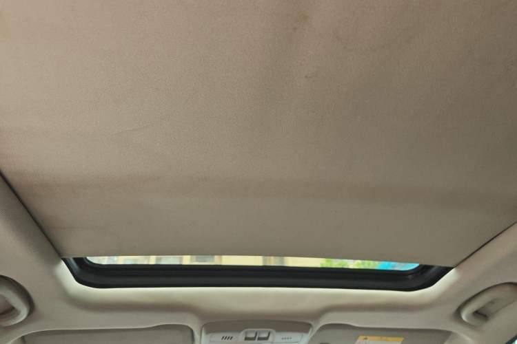 Used Buick Envision 2015 20T Four-Wheel Drive Luxury Model Headliner