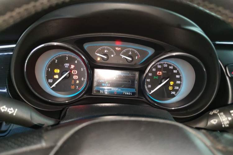 Used Buick Envision 2015 20T Two-Wheel-Drive Elite Model Instrument Cluster