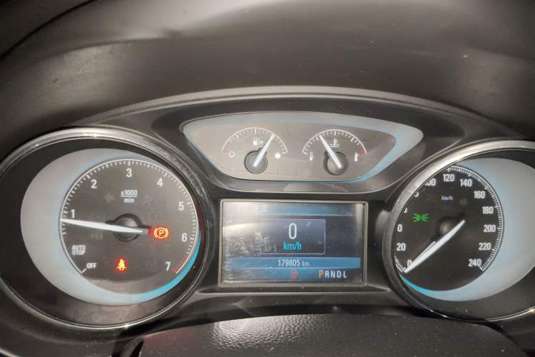Used Buick Envision 2015 20T Two-Wheel-Drive Elite Model Instrument Cluster