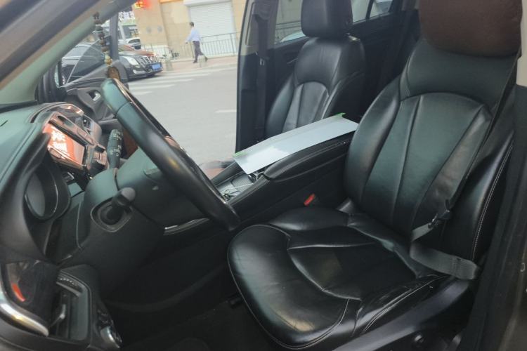 Used Buick Envision 2015 20T Two-Wheel-Drive Elite Model Left Front Seat