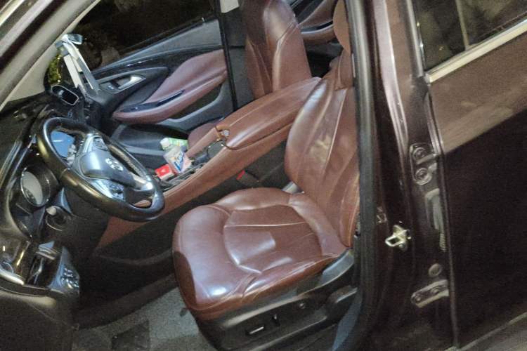 Used Buick Envision 2015 20T Two-Wheel-Drive Elite Model Left Front Seat
