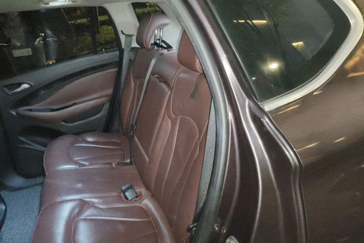Used Buick Envision 2015 20T Two-Wheel-Drive Elite Model Left Rear Seat