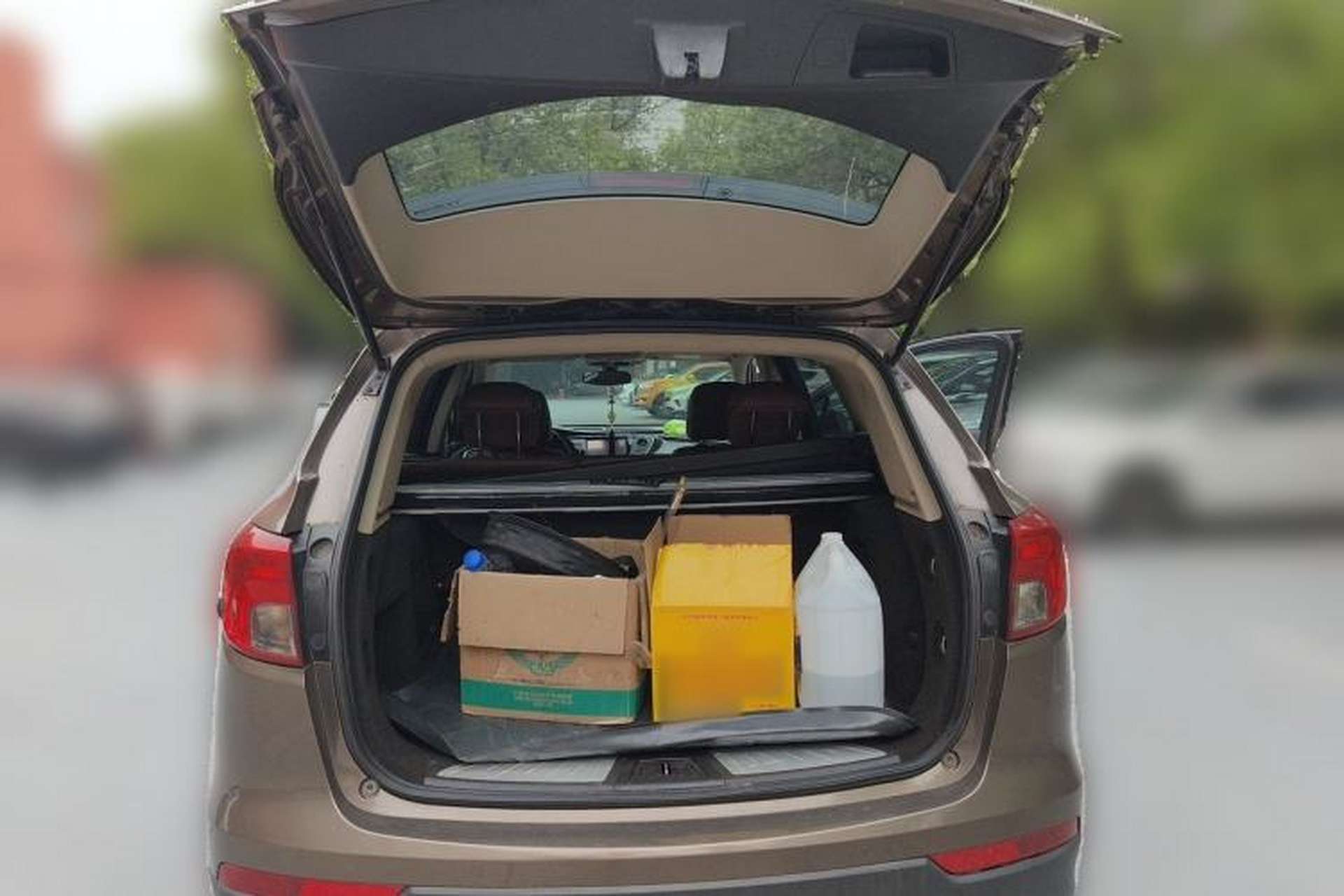 Used Buick Envision 2015 20T Four-Wheel Drive Luxury Model Trunk