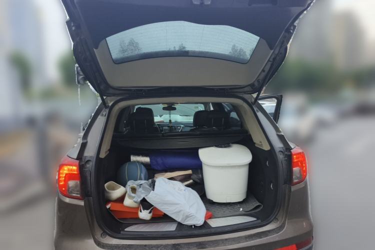 Used Buick Envision 2015 20T Two-Wheel-Drive Elite Model Trunk