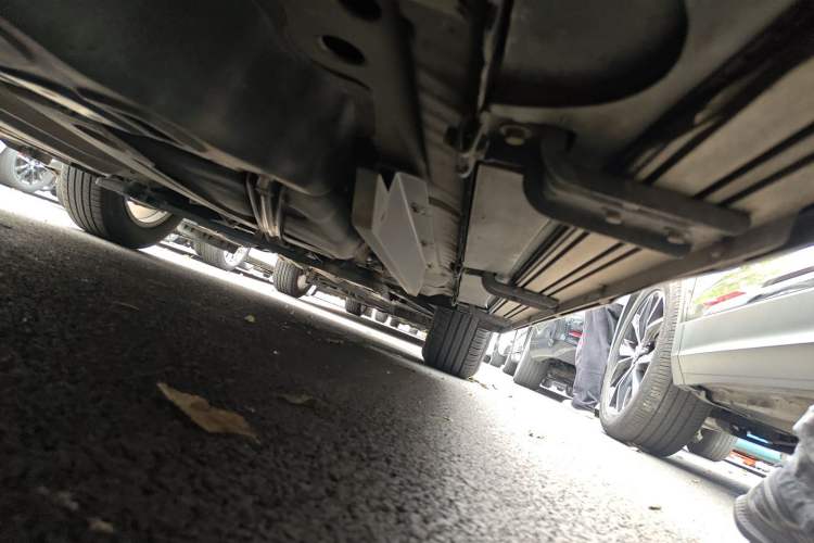 Used Buick Envision 2015 20T Two-Wheel-Drive Elite Model Chassis Rear Right