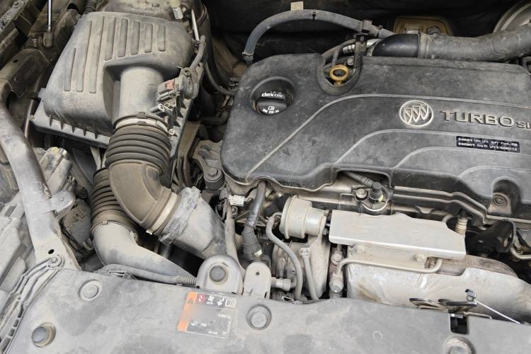 Used Buick Envision 2015 20T Two-Wheel-Drive Elite Model Engine Bay Right
