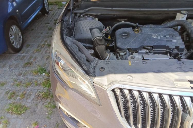Used Buick Envision 2015 20T Two-Wheel-Drive Leading Model Engine Bay Right