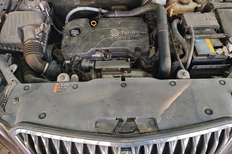 Used Buick Envision 2015 20T Two-Wheel-Drive Elite Model Engine Bay