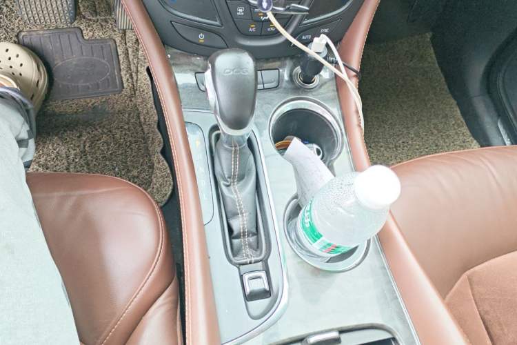 Used Buick Envision 2015 20T Four-Wheel Drive Luxury Model Gear Lever