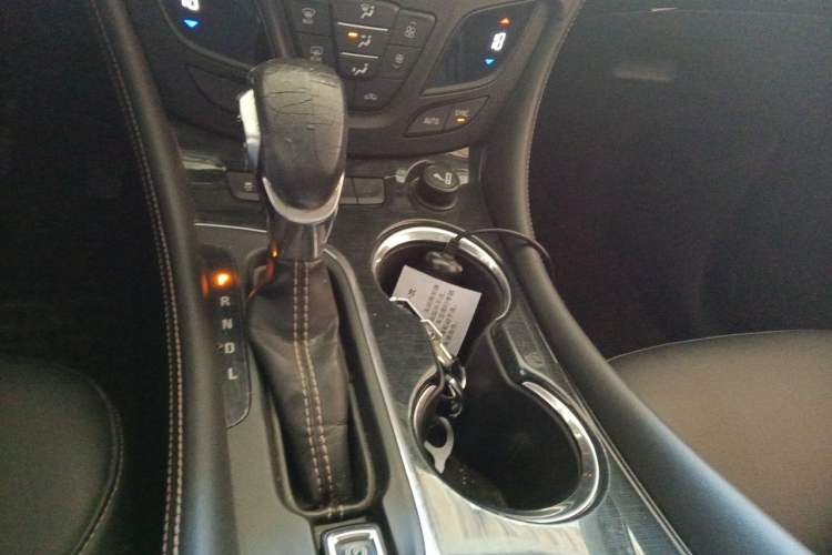 Used Buick Envision 2015 20T Two-Wheel-Drive Leading Model Gear Lever