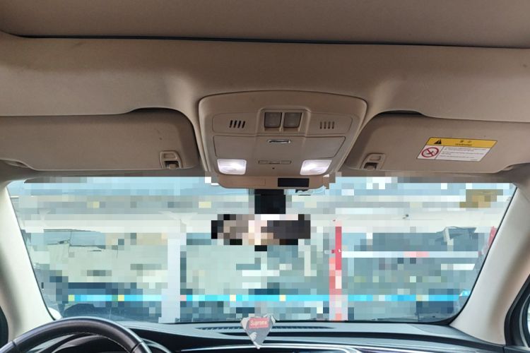 Used Buick Envision 2015 20T Two-Wheel-Drive Elite Model Headliner