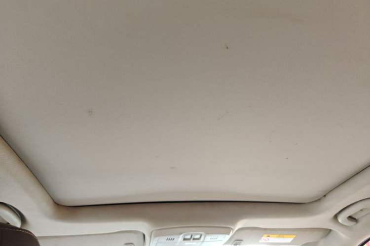 Used Buick Envision 2015 20T Two-Wheel-Drive Elite Model Headliner