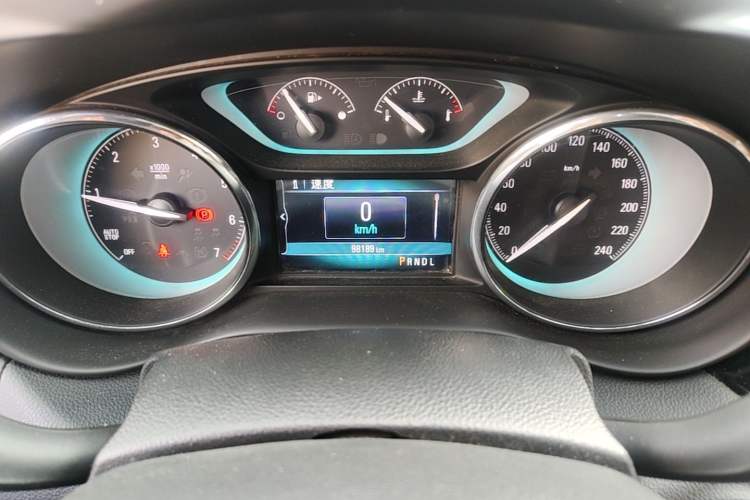 Used Buick Envision 2015 20T Two-Wheel-Drive Elite Model Instrument Cluster