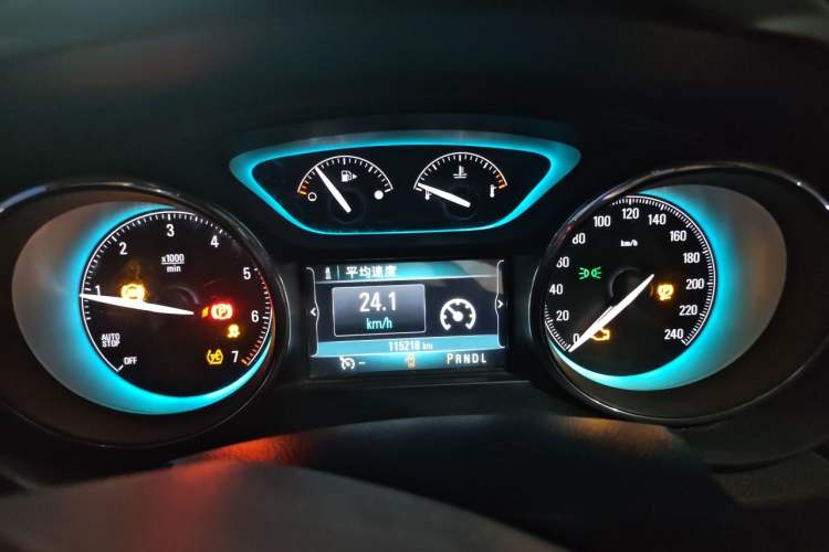 Used Buick Envision 2015 20T Two-Wheel-Drive Elite Model Instrument Cluster