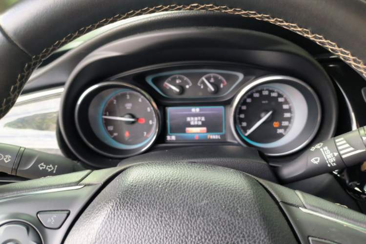 Used Buick Envision 2015 20T Four-Wheel Drive Luxury Model Instrument Cluster