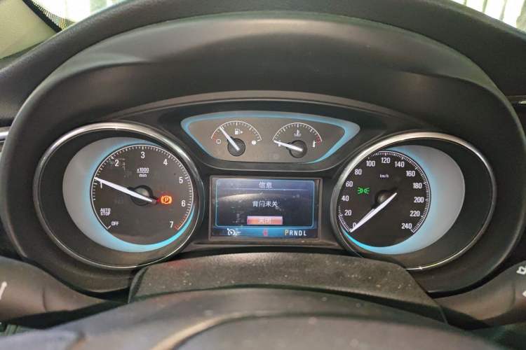 Used Buick Envision 2015 20T Two-Wheel-Drive Elite Model Instrument Cluster