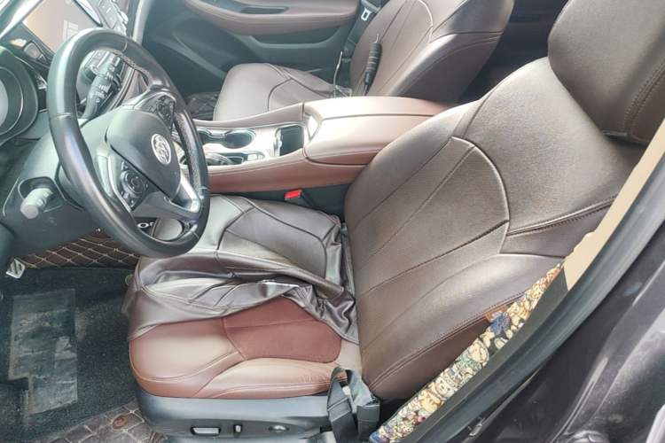 Used Buick Envision 2015 20T Two-Wheel-Drive Elite Model Left Front Seat