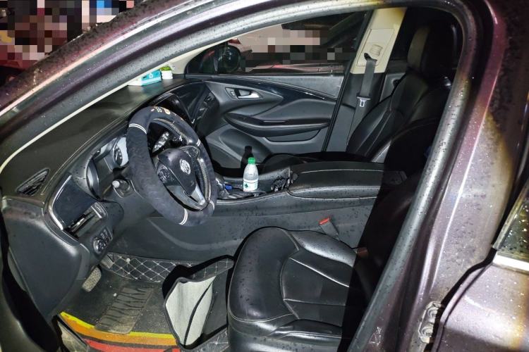 Used Buick Envision 2015 20T Two-Wheel-Drive Elite Model Left Front Seat